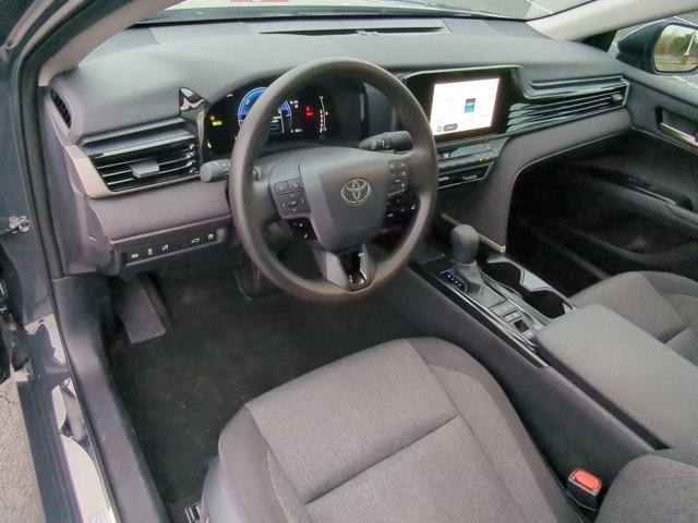 Certified 2025 Toyota Camry LE w/ Convenience Package image 9
