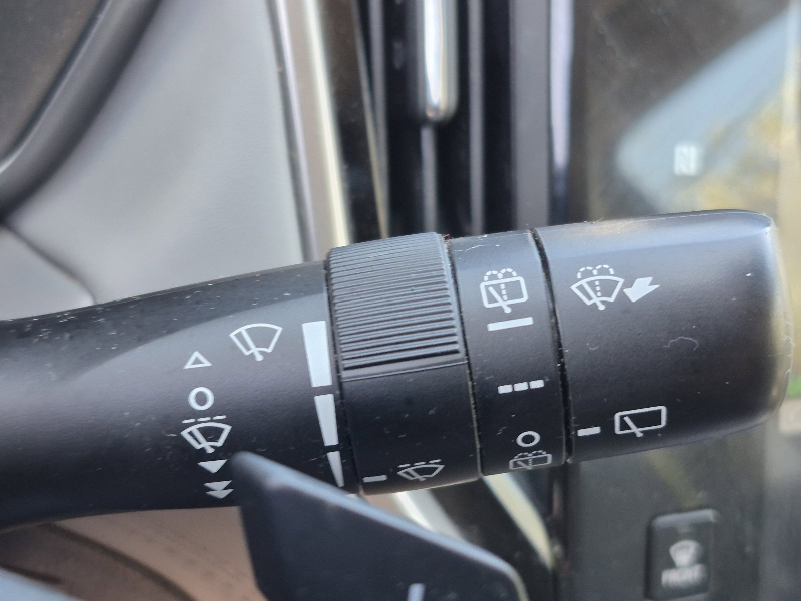 Used 2024 Subaru Outback Limited AWD/4WD image 34