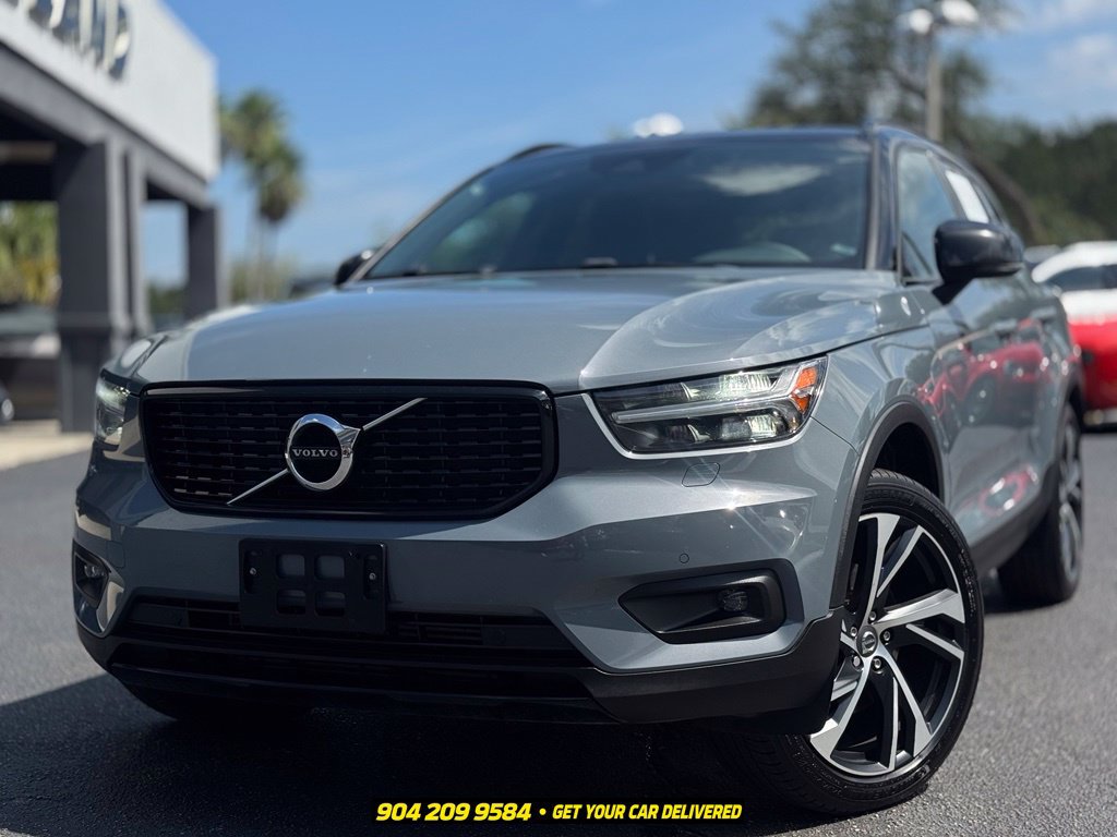 Used 2022 Volvo XC40 T5 R-Design w/ Climate Package AWD/4WD image 11