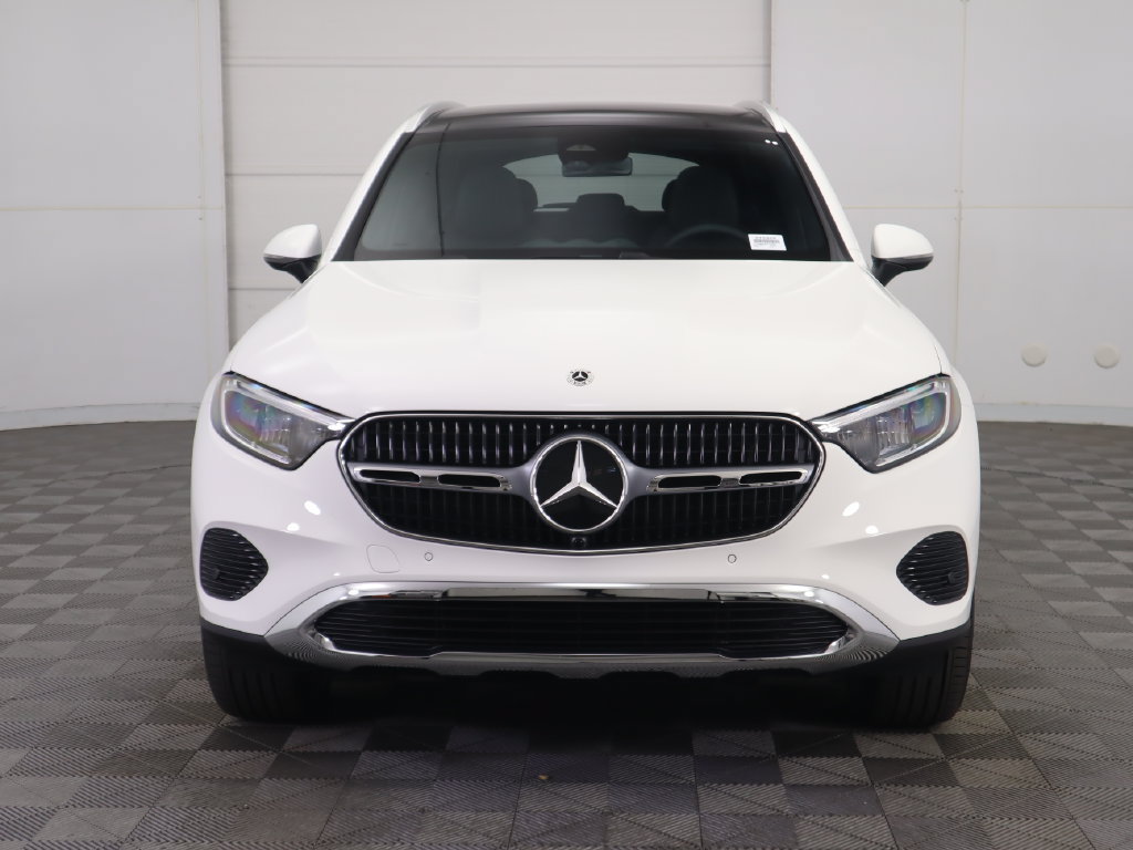 Certified 2026 Mercedes-Benz GLC 300 image 2