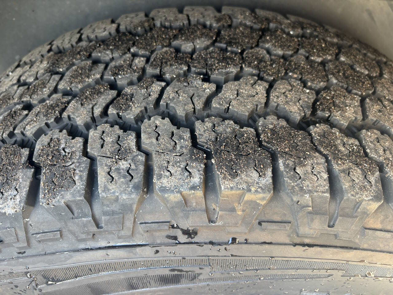 Used 2012 RAM 1500 Laramie w/ Protection Group image 19