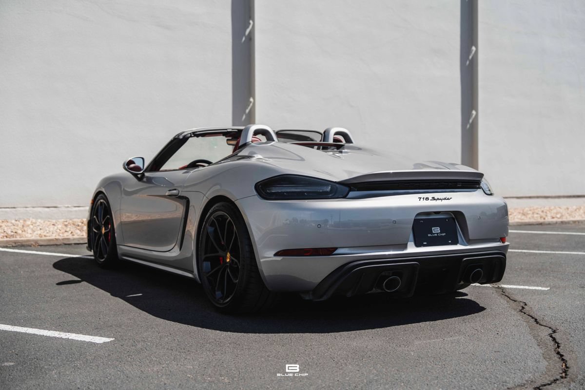 Used 2021 Porsche 718 Boxster Spyder RWD image 14
