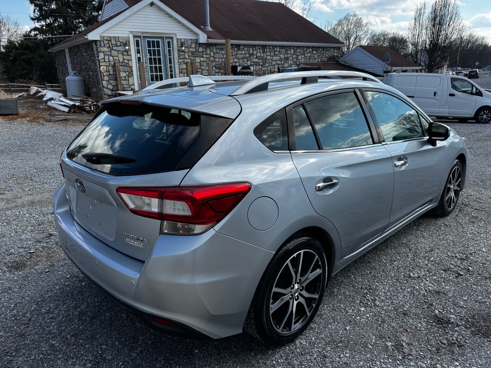 Used 2017 Subaru Impreza 2.0i Limited w/ Moonroof/BSD & Rcta/Eyesight AWD/4WD image 5