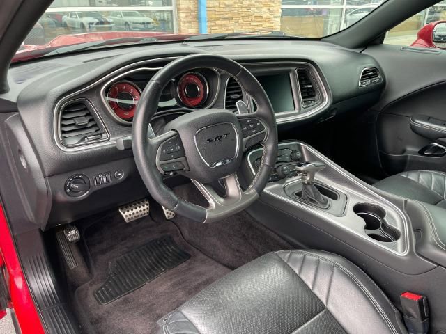 Used 2016 Dodge Challenger SRT Hellcat image 2