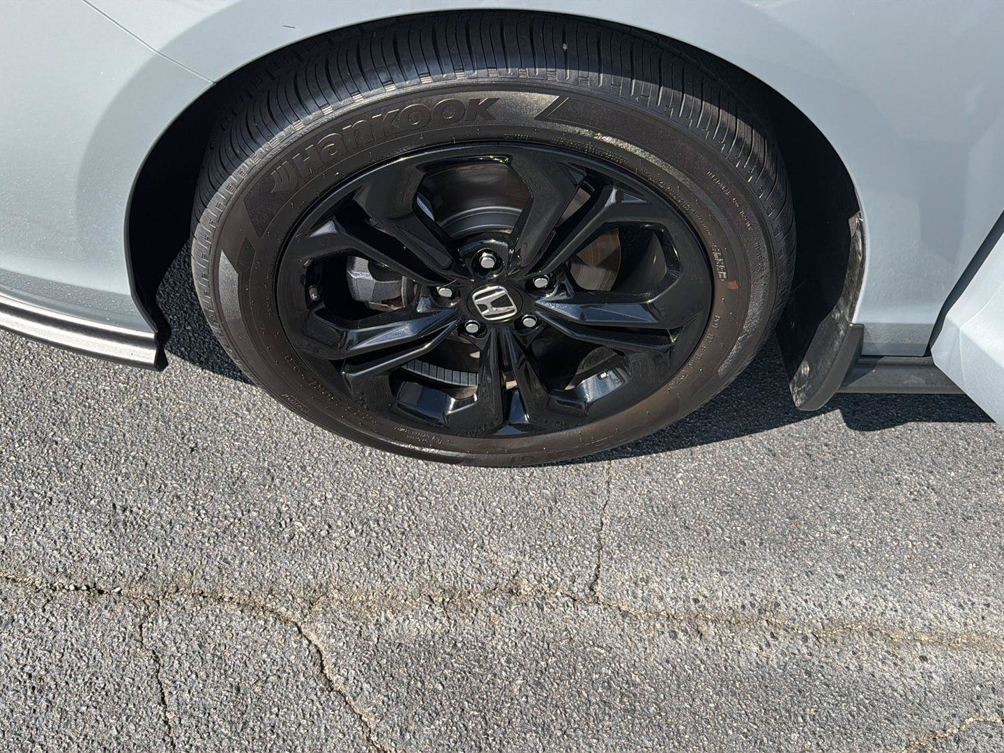 Used 2025 Honda Accord SE image 35