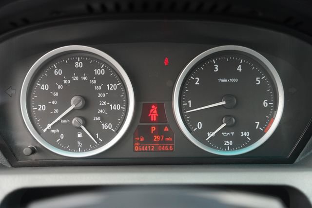 Used 2004 BMW 645Ci Convertible RWD image 20