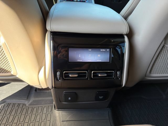 Used 2023 Lincoln Aviator Reserve RWD image 12