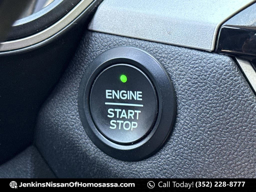 Used 2020 Ford Escape SE FWD image 40