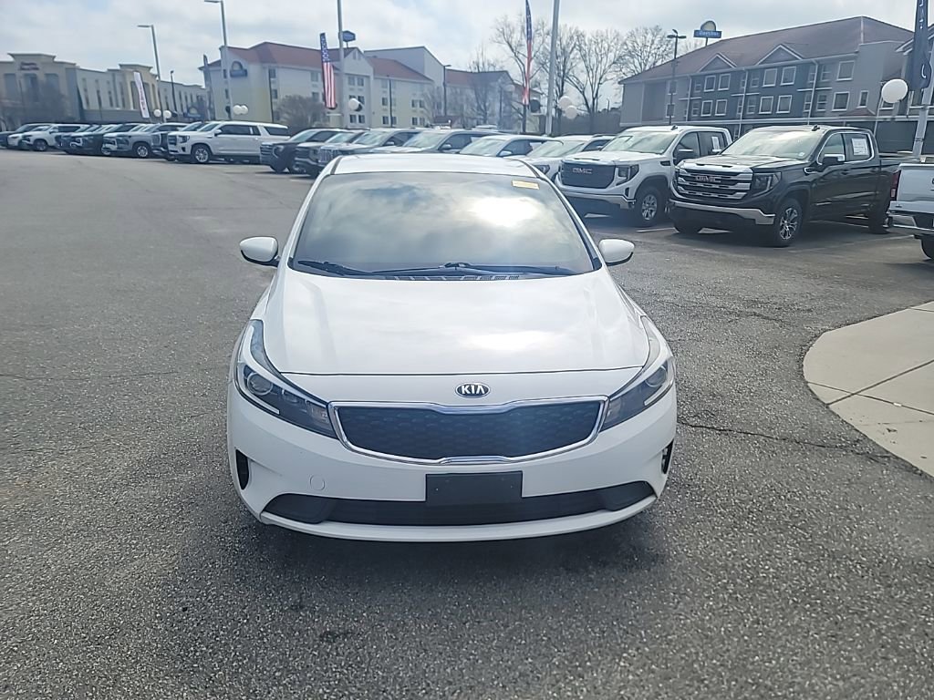 Used 2018 Kia Forte LX w/ LX Rear Camera Package image 2