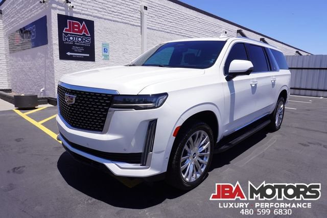 Used 2021 Cadillac Escalade ESV Premium Luxury AWD/4WD image 48