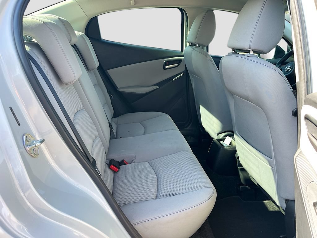 Used 2019 Toyota Yaris LE FWD image 24