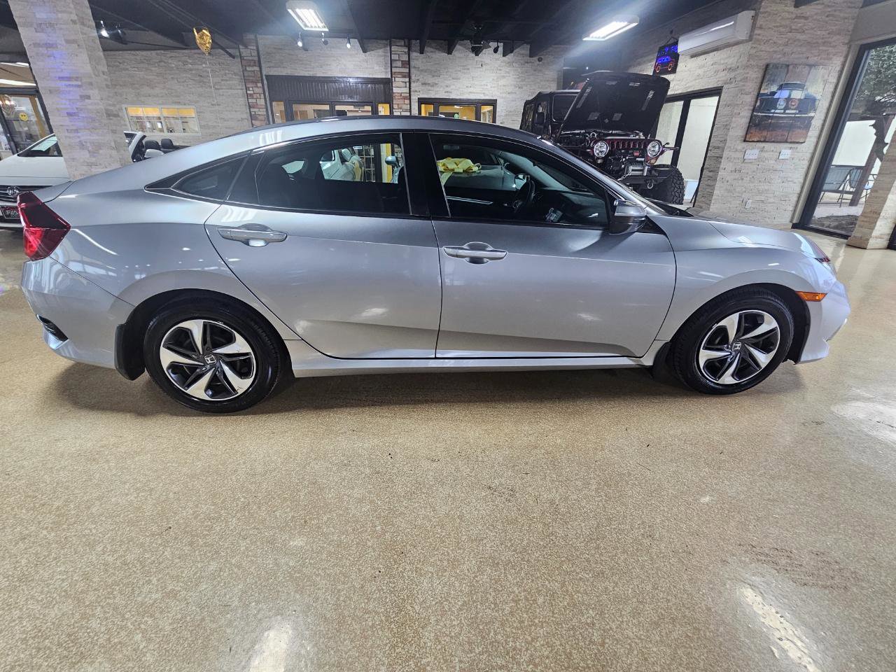 Used 2020 Honda Civic LX image 8