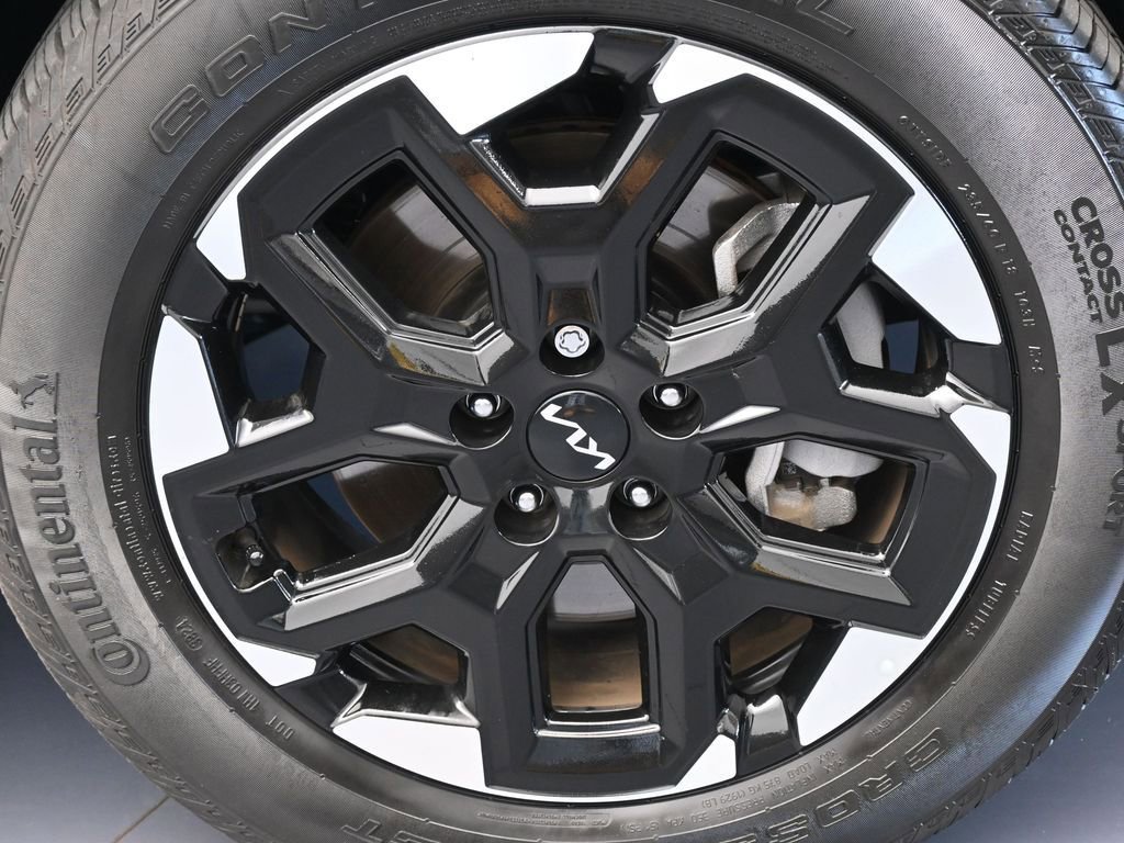 Used 2025 Kia Sorento S w/ Panoramic Sunroof Package image 46