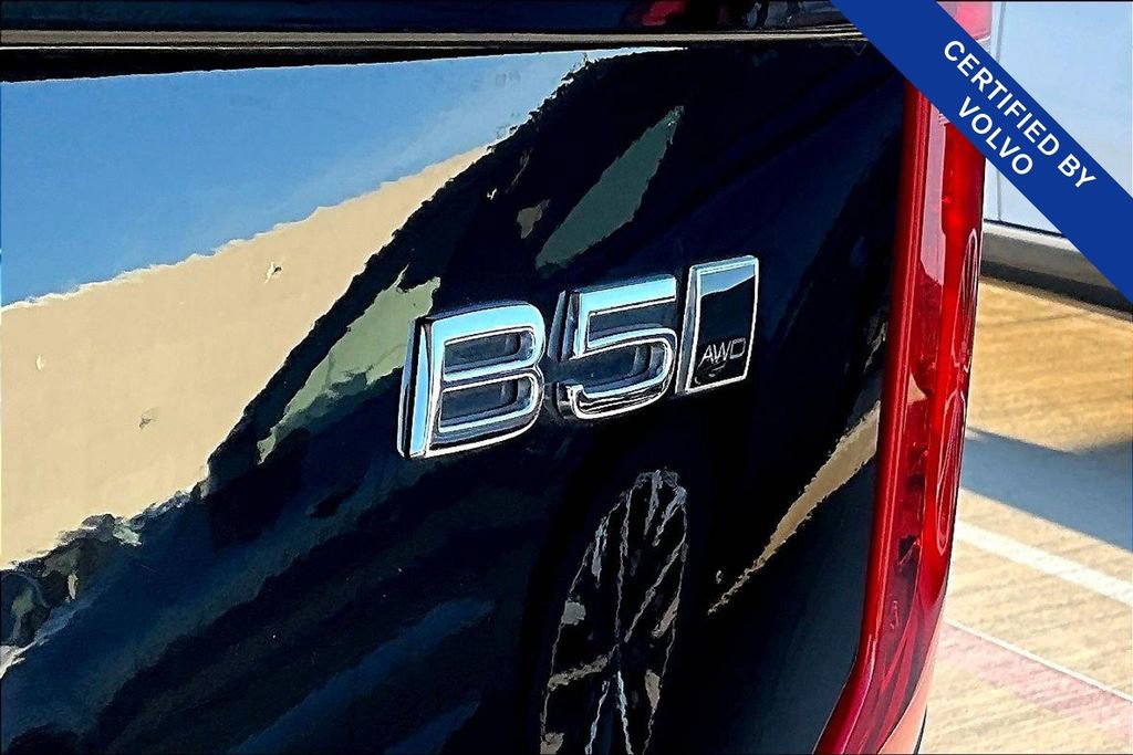 Used 2023 Volvo XC90 B5 Plus image 42