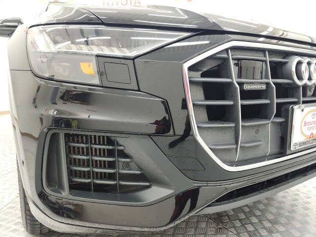 Used 2019 Audi Q8 Prestige image 9