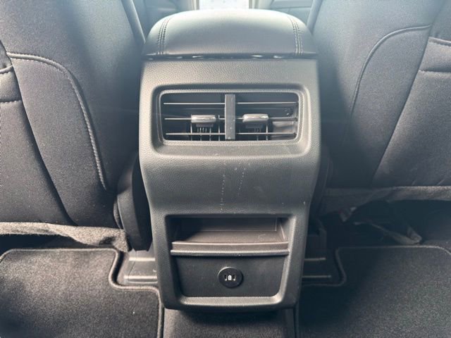 New 2024 Ford Edge SE w/ Black Appearance Package image 20