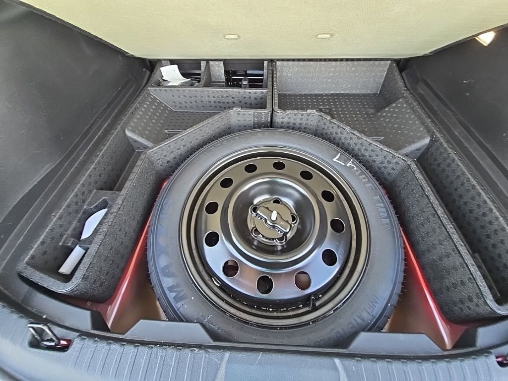 Used 2024 Ford Edge Titanium w/ Equipment Group 301A image 39