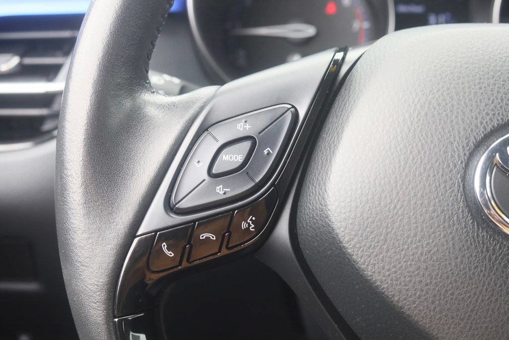Certified 2021 Toyota C-HR XLE FWD image 11