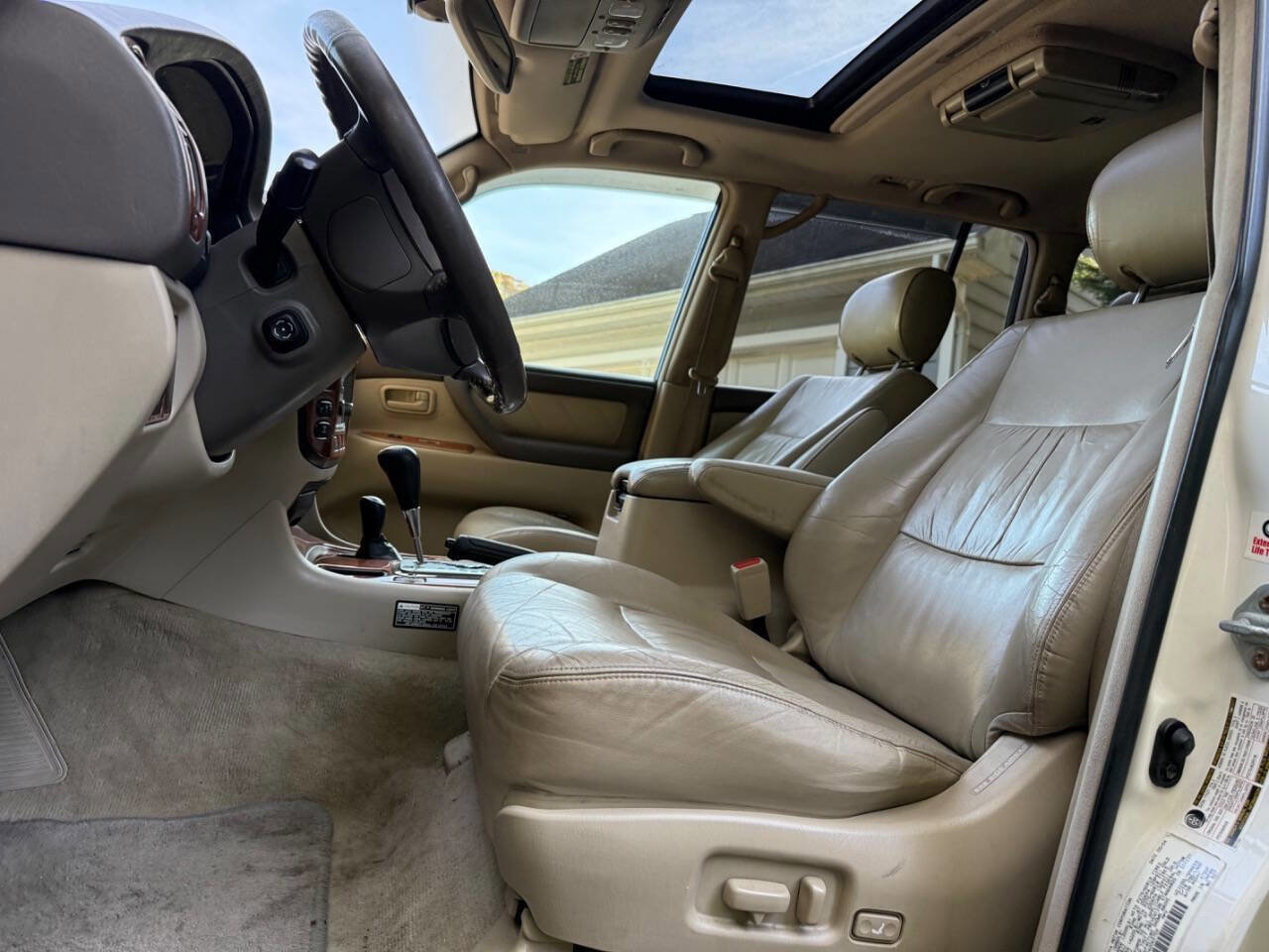 Used 2004 Toyota Land Cruiser image 5