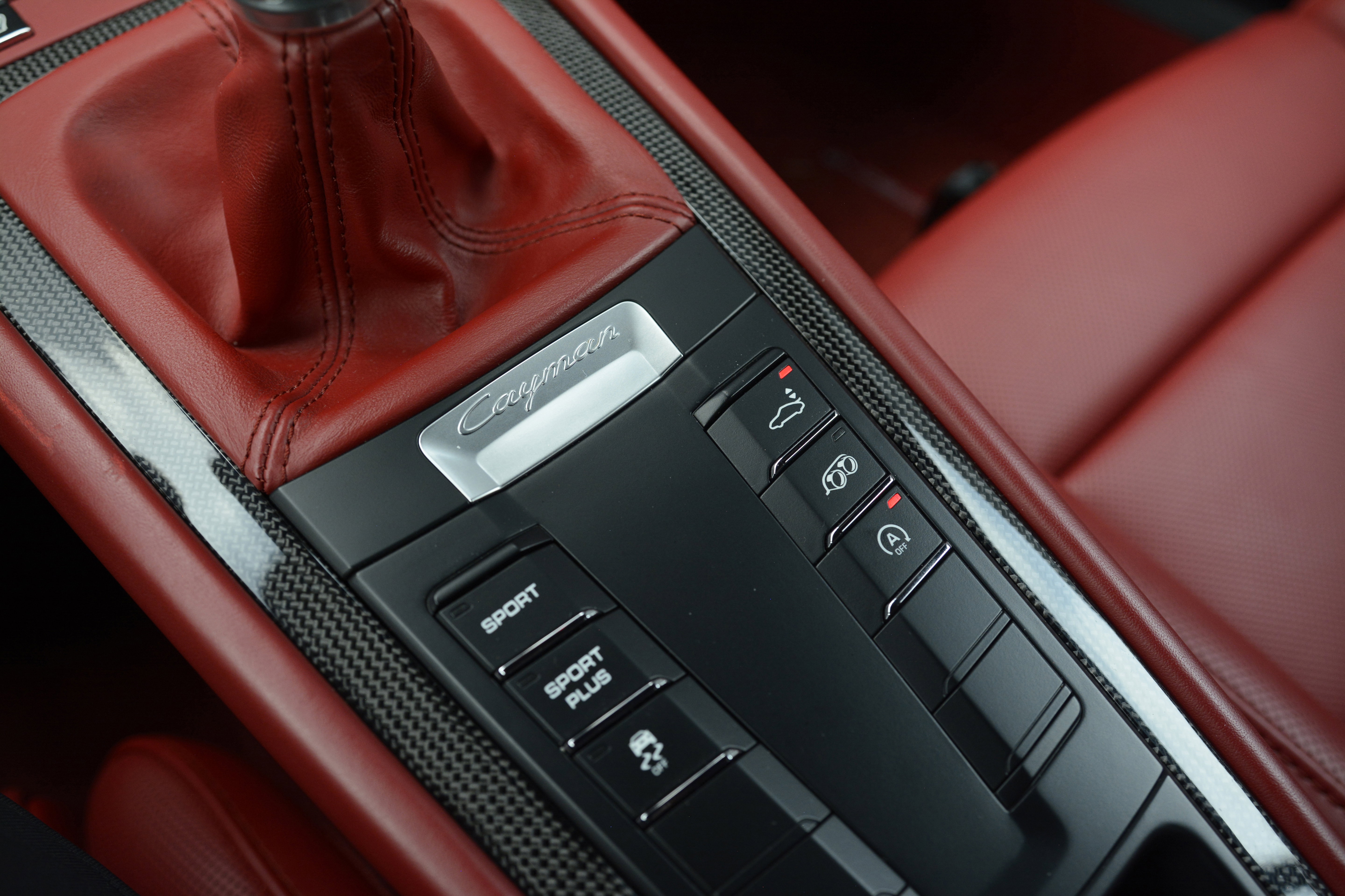 Certified 2015 Porsche Cayman GTS RWD image 28