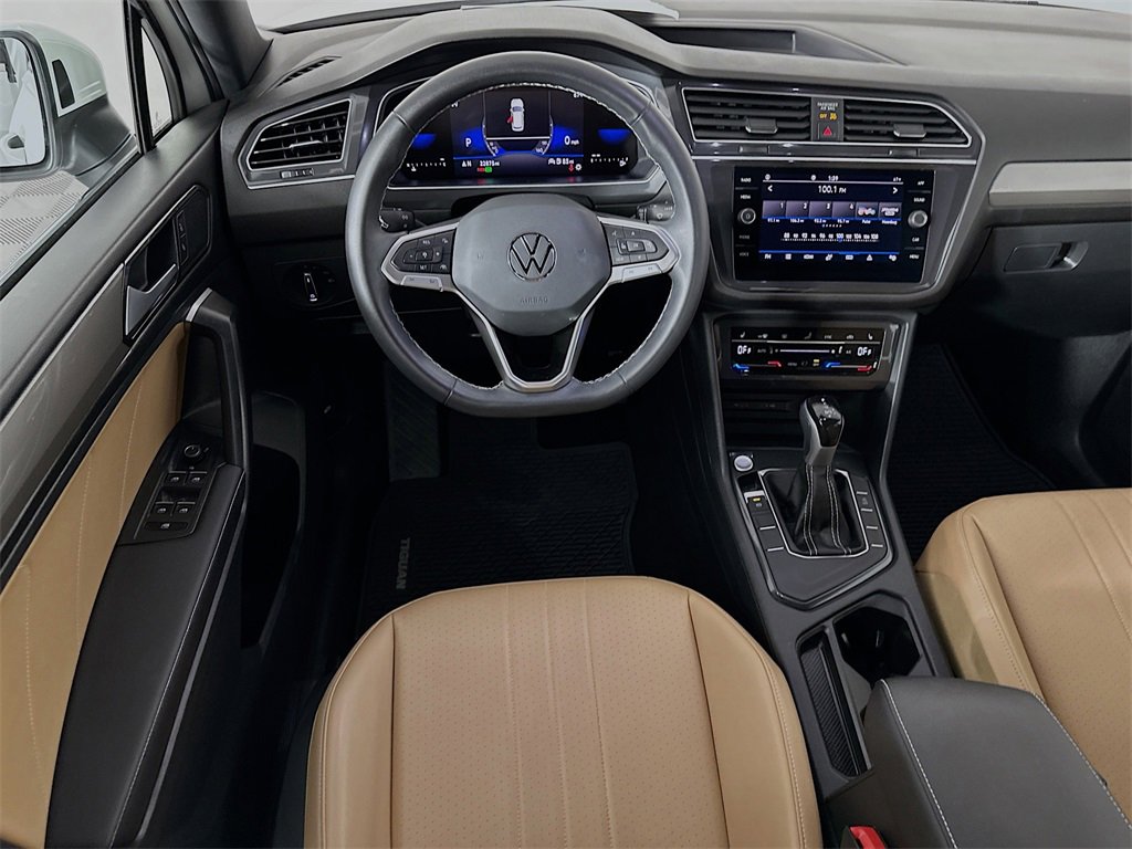 Used 2023 Volkswagen Tiguan SE image 22
