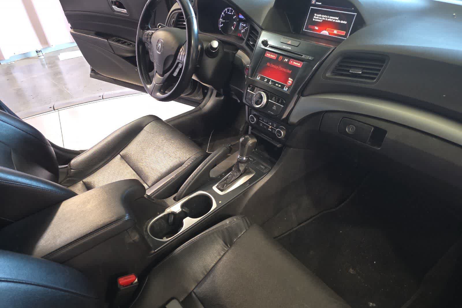 Used 2017 Acura ILX FWD image 17