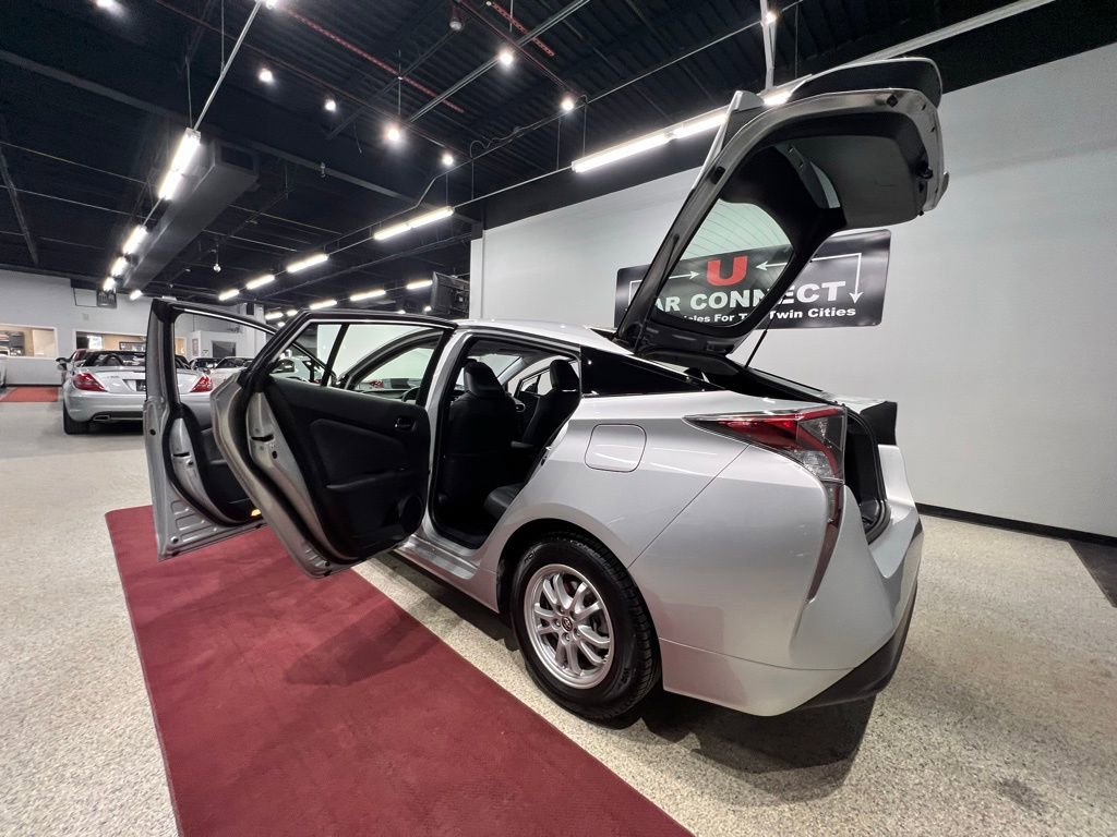 Used 2017 Toyota Prius Four w/ Advanced Technology Package image 66