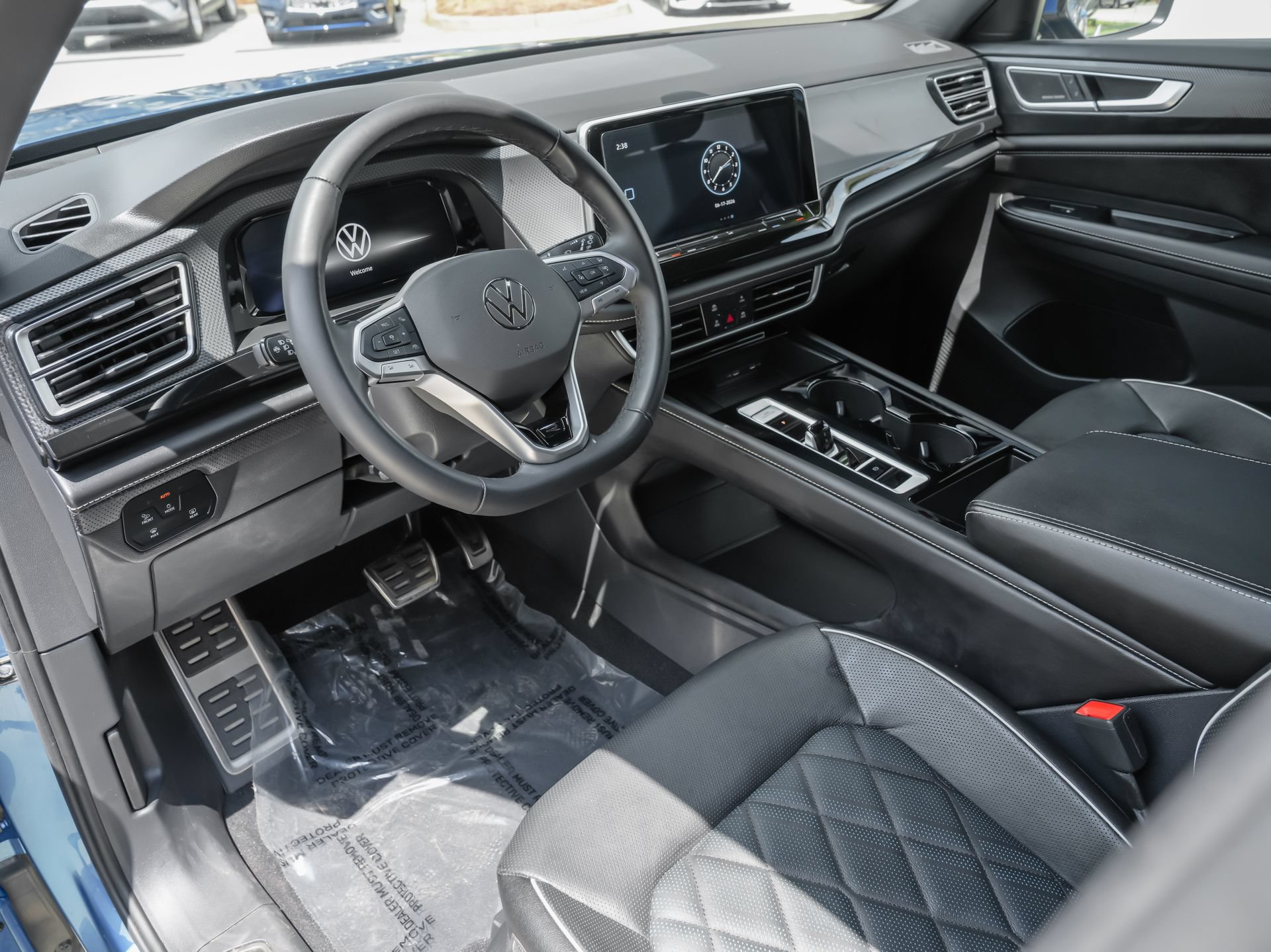 Used 2025 Volkswagen Atlas Cross Sport SEL Premium R-Line AWD/4WD image 8