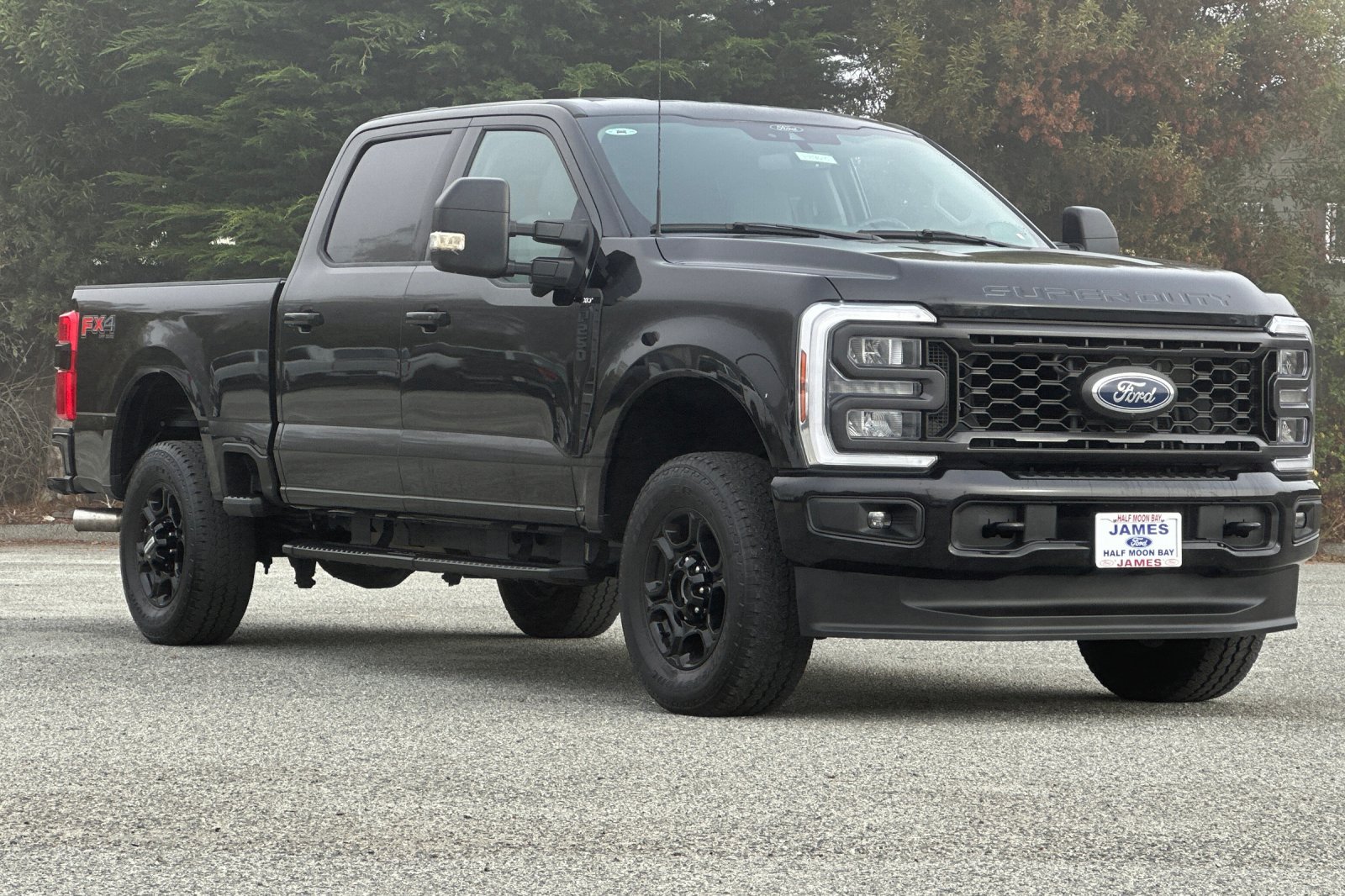 Used 2024 Ford F250 XLT w/ XLT Premium Package AWD/4WD image 7