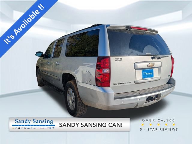 Used 2010 Chevrolet Suburban LT image 1