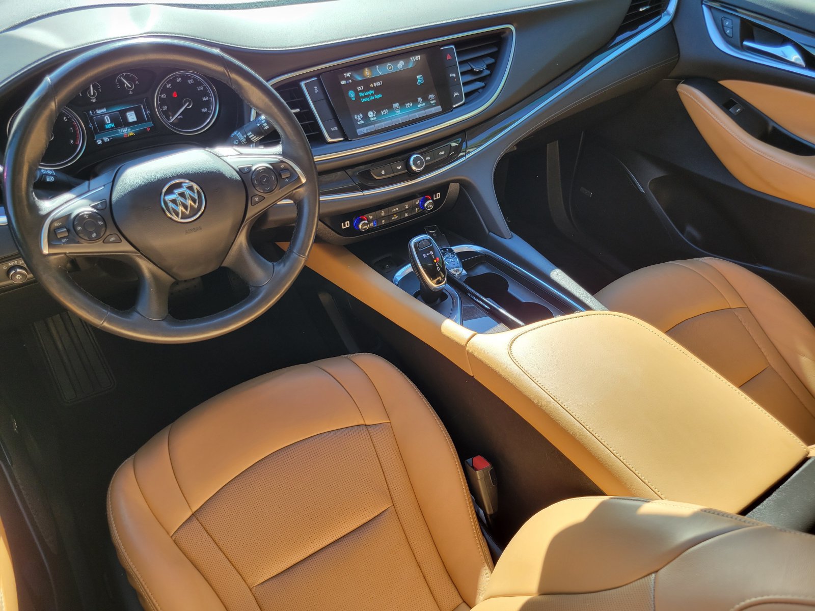 Used 2019 Buick Enclave Premium w/ Experience Buick Package FWD image 28