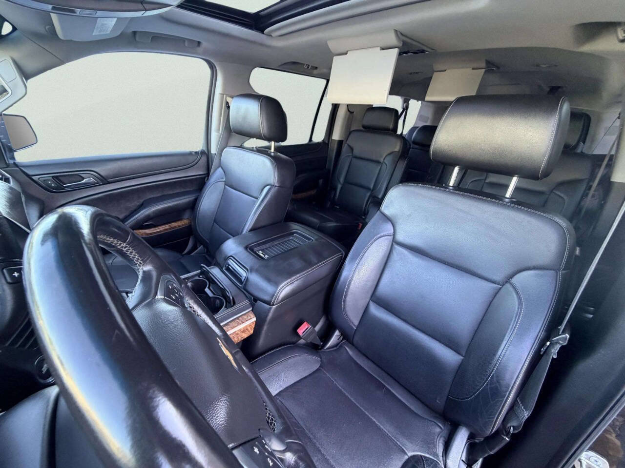 Used 2015 Chevrolet Suburban LTZ AWD/4WD image 17