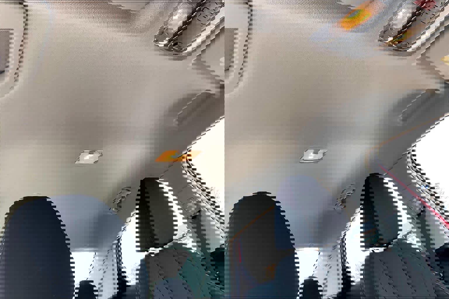 Used 2023 Hyundai Elantra SEL w/ Preferred Accessory Package image 13