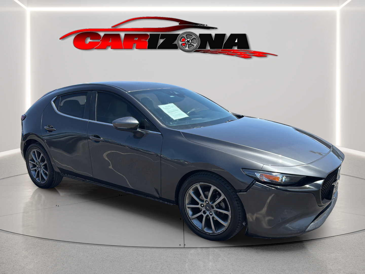 Used 2019 MAZDA MAZDA3 Hatchback w/ Preferred Package FWD image 2