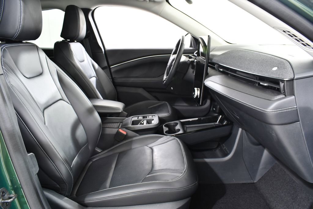 Used 2025 Ford Mustang Mach-E Premium AWD/4WD image 10