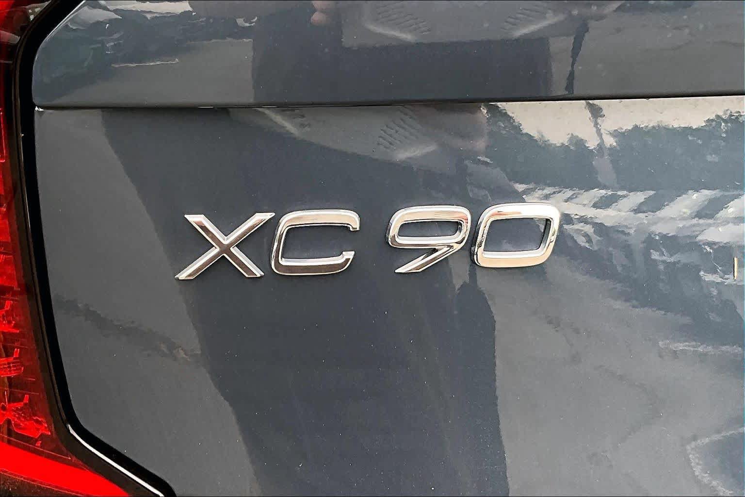 New 2026 Volvo XC90 T8 Plus w/ Protection Package Premier AWD/4WD image 6