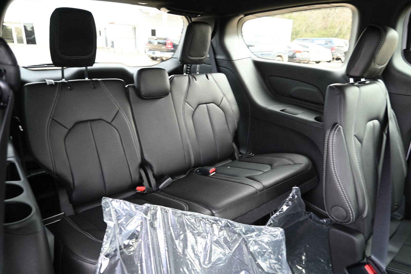 New 2026 Chrysler Pacifica Select image 25