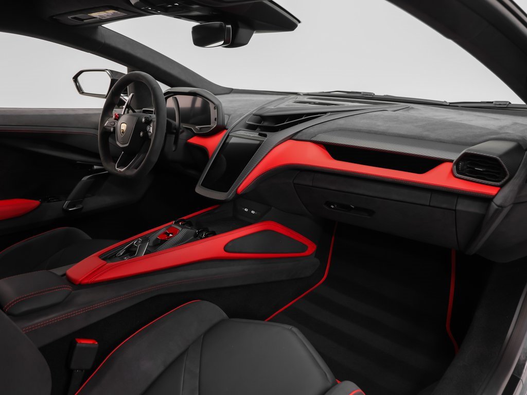 Used 2024 Lamborghini Revuelto image 23