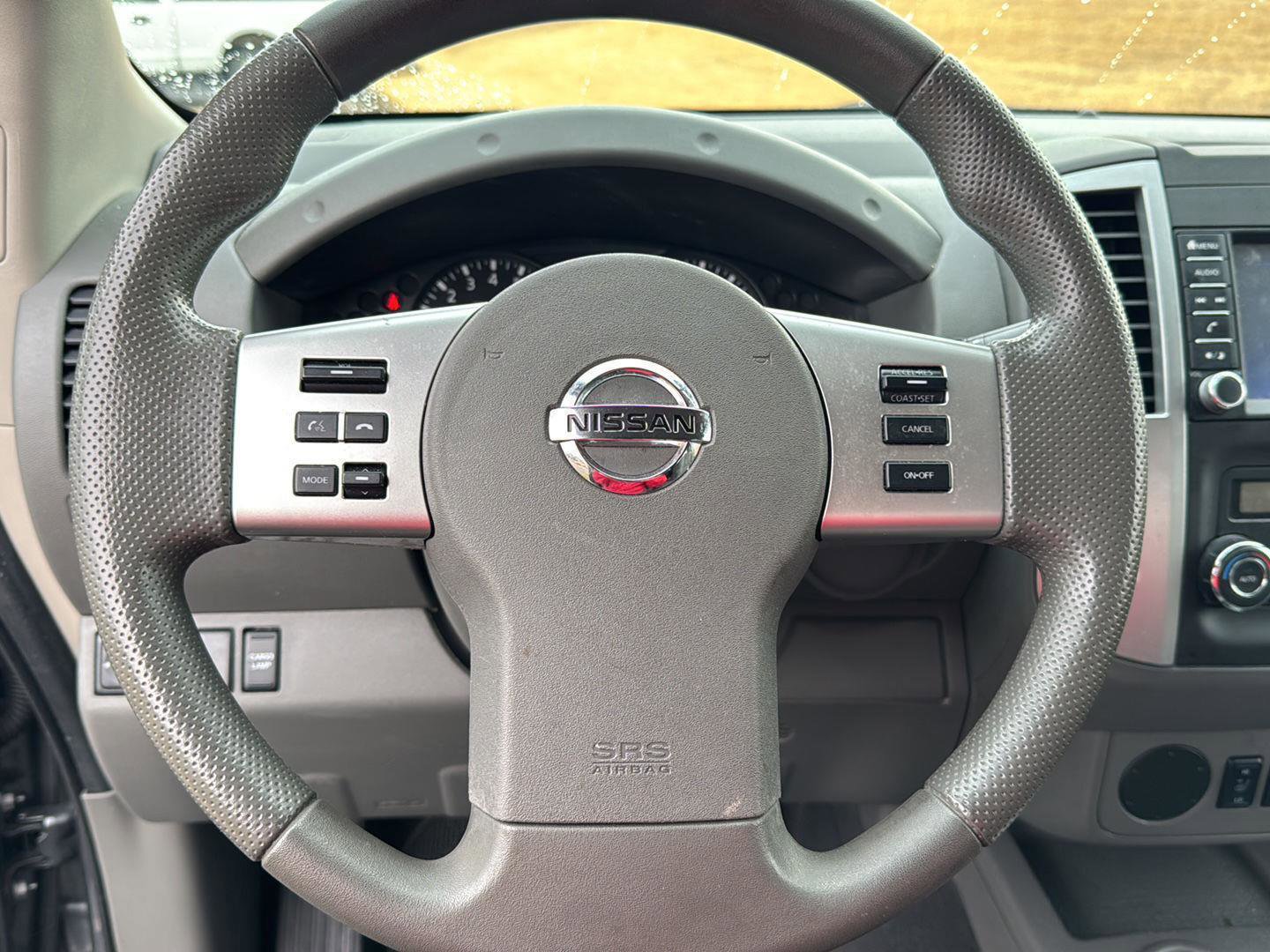 Used 2020 Nissan Frontier SV image 17