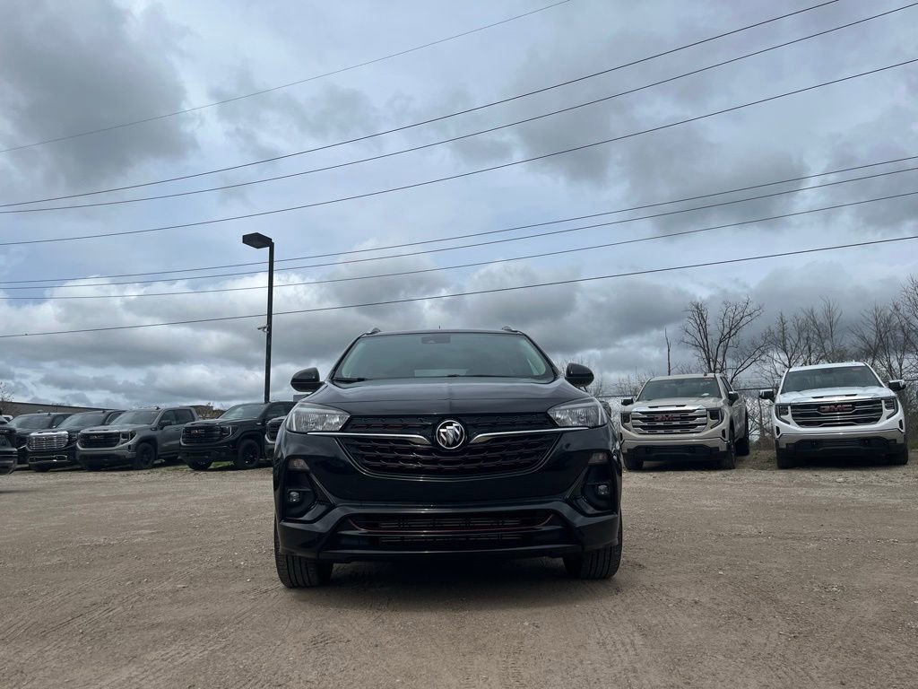 Used 2023 Buick Encore GX Select w/ Sport Touring Package FWD image 4
