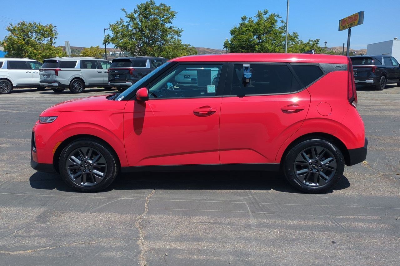 Certified 2021 Kia Soul EX FWD image 9