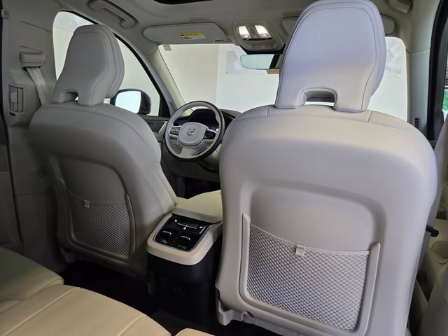 Certified 2025 Volvo XC90 B5 Plus w/ Protection Package Premier AWD/4WD image 24