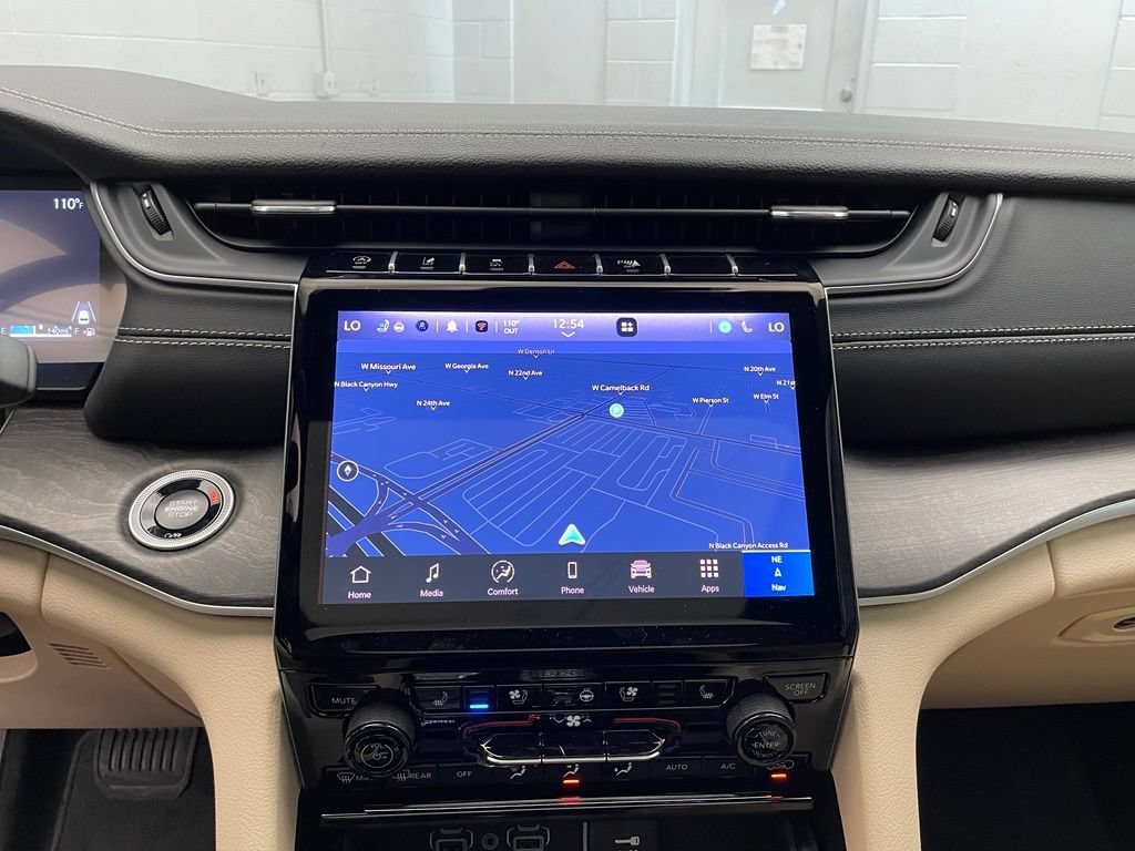 New 2025 Jeep Grand Cherokee L Limited w/ Luxury Tech Group II AWD/4WD image 13