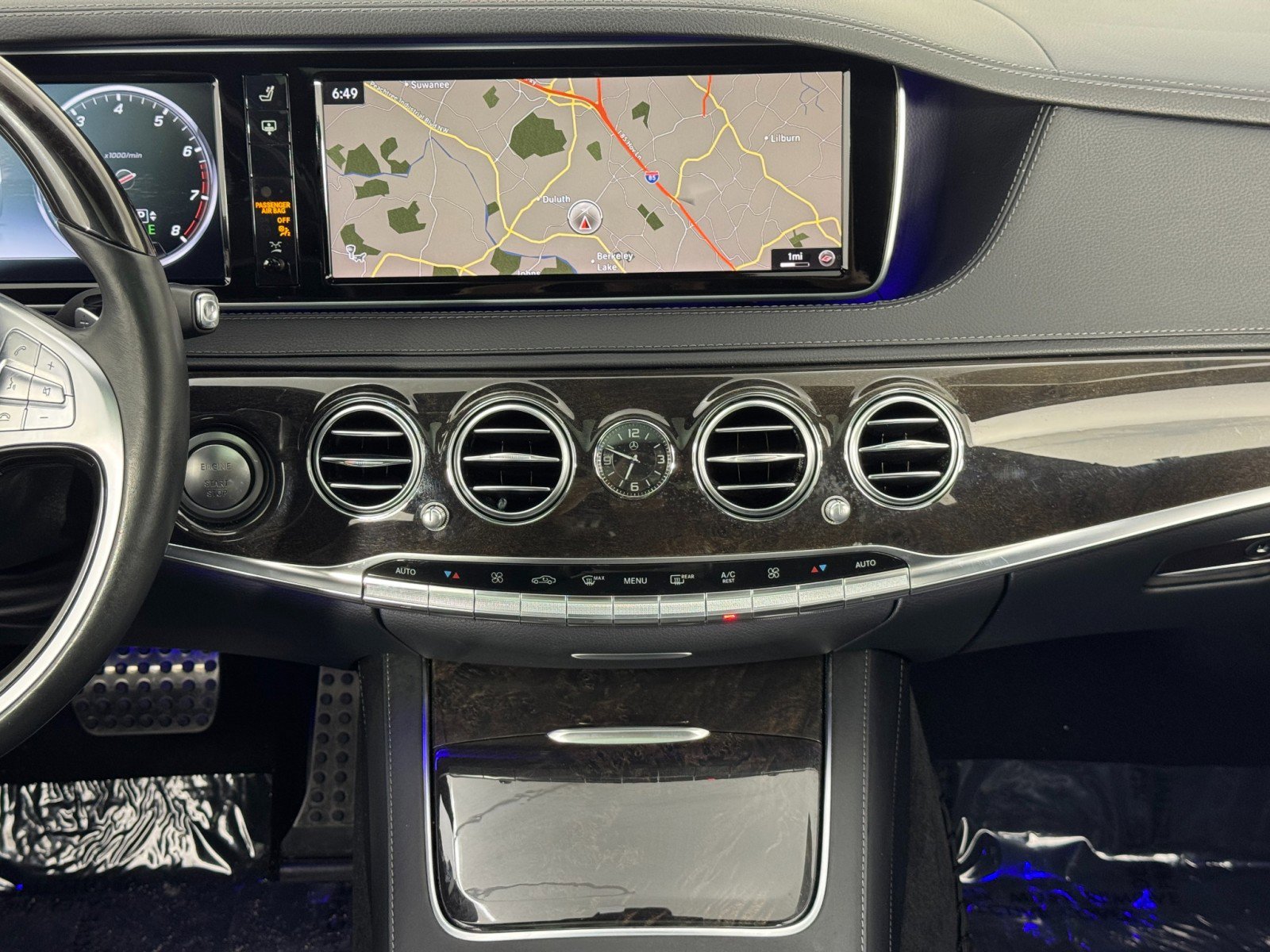 Used 2015 Mercedes-Benz S 550 Sedan image 24