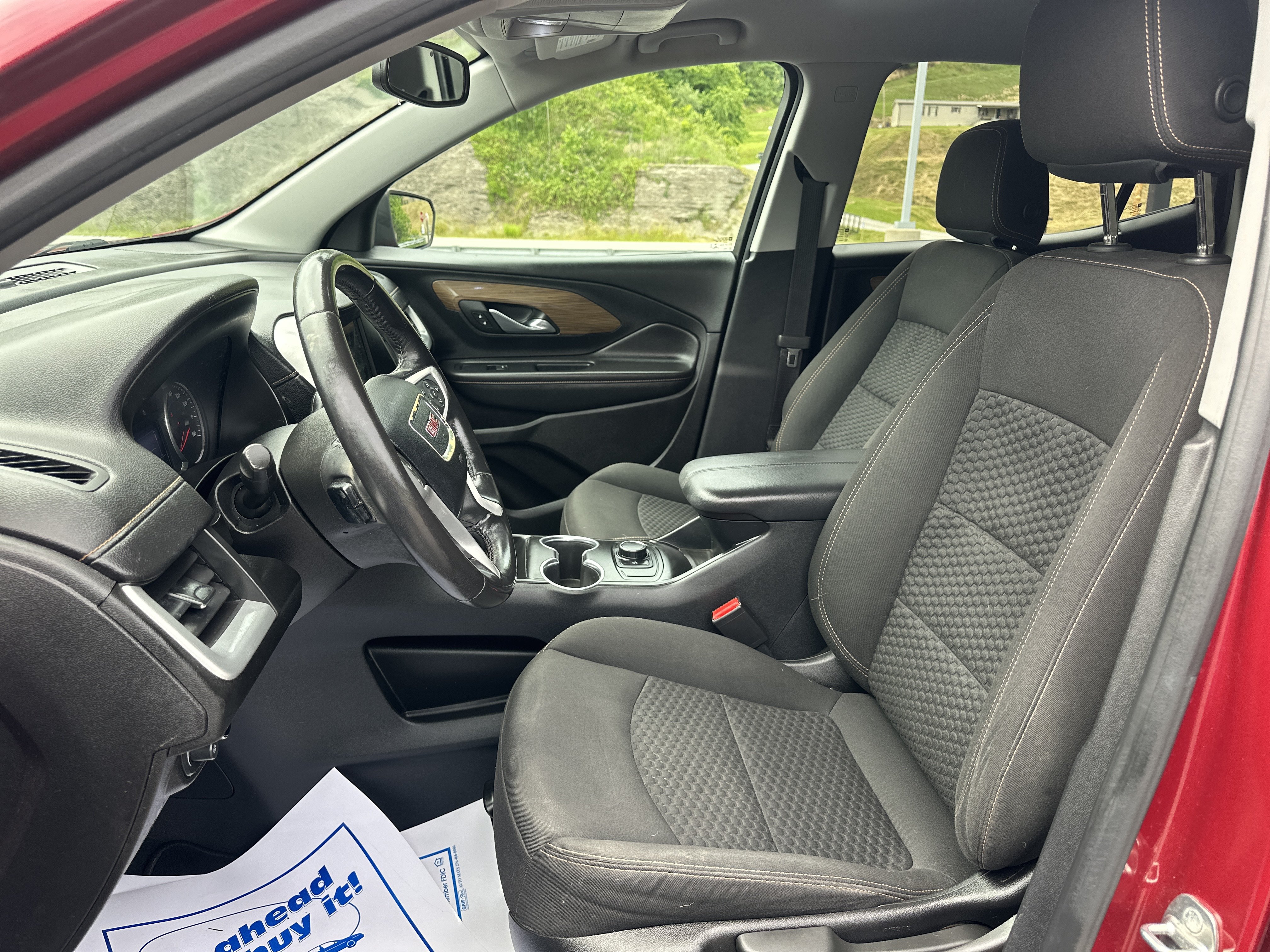 Used 2019 GMC Terrain SLE AWD/4WD image 8
