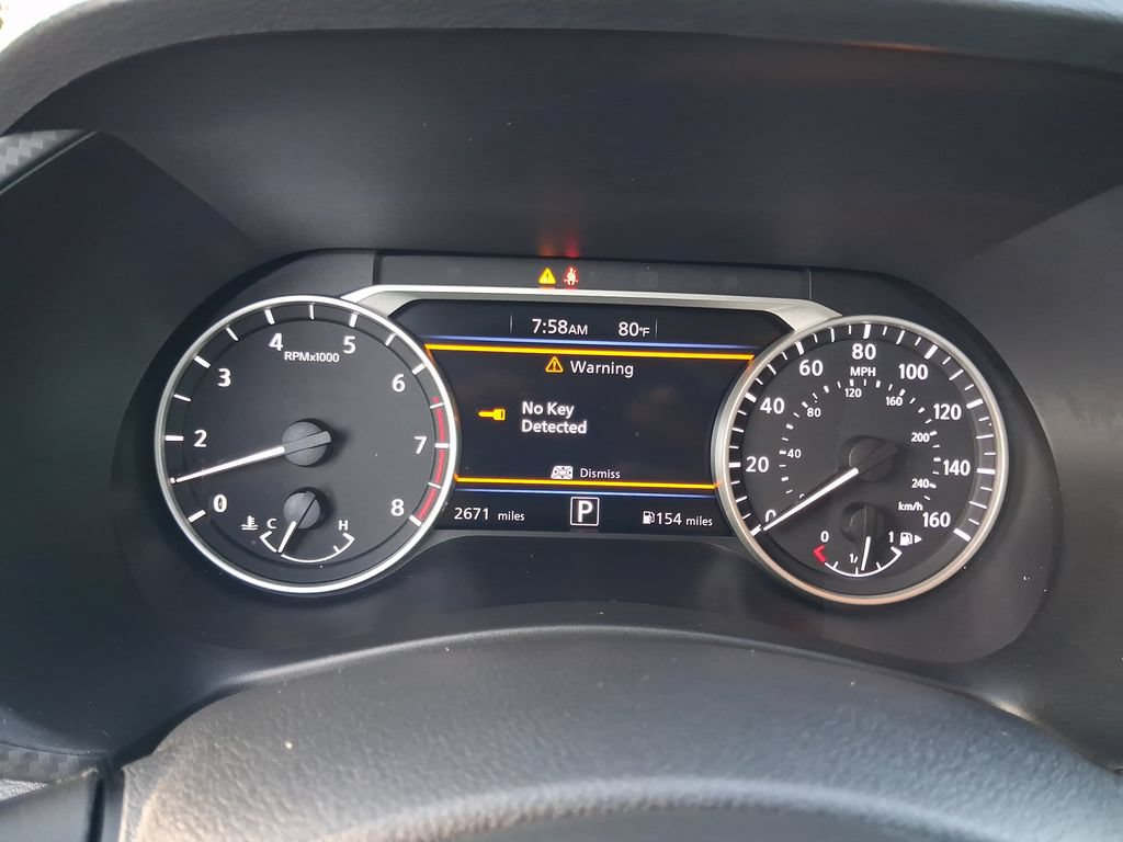 Used 2025 Nissan Sentra SR FWD image 23