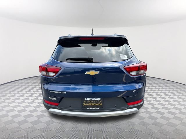 Used 2022 Chevrolet TrailBlazer LT w/ Convenience Package FWD image 6