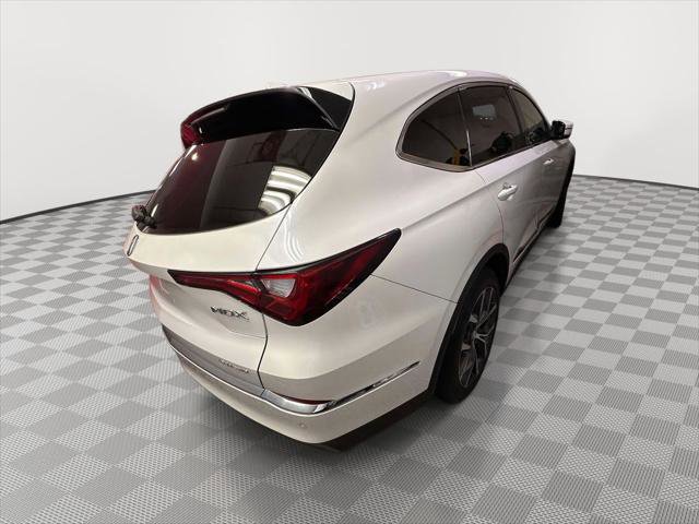 Used 2023 Acura MDX SH-AWD w/ Technology Package image 2