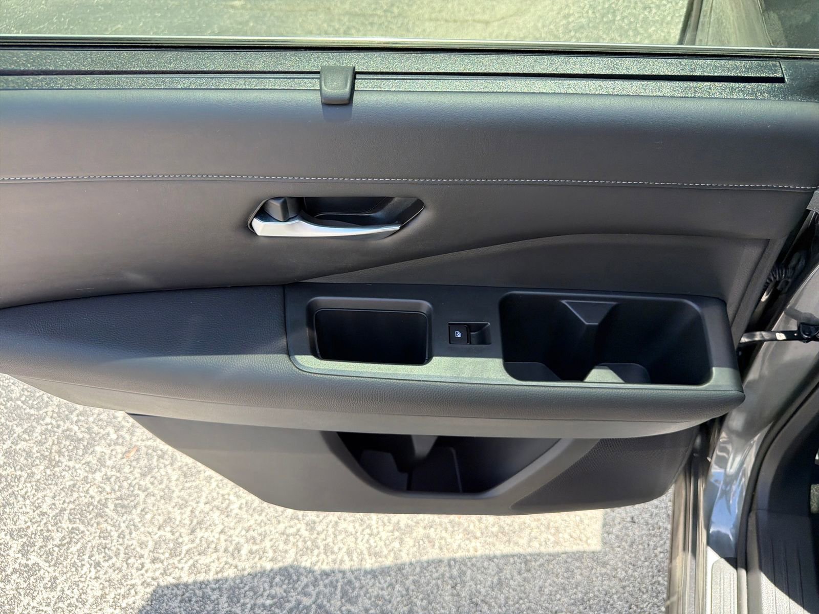 Certified 2024 Nissan Pathfinder SL FWD image 32