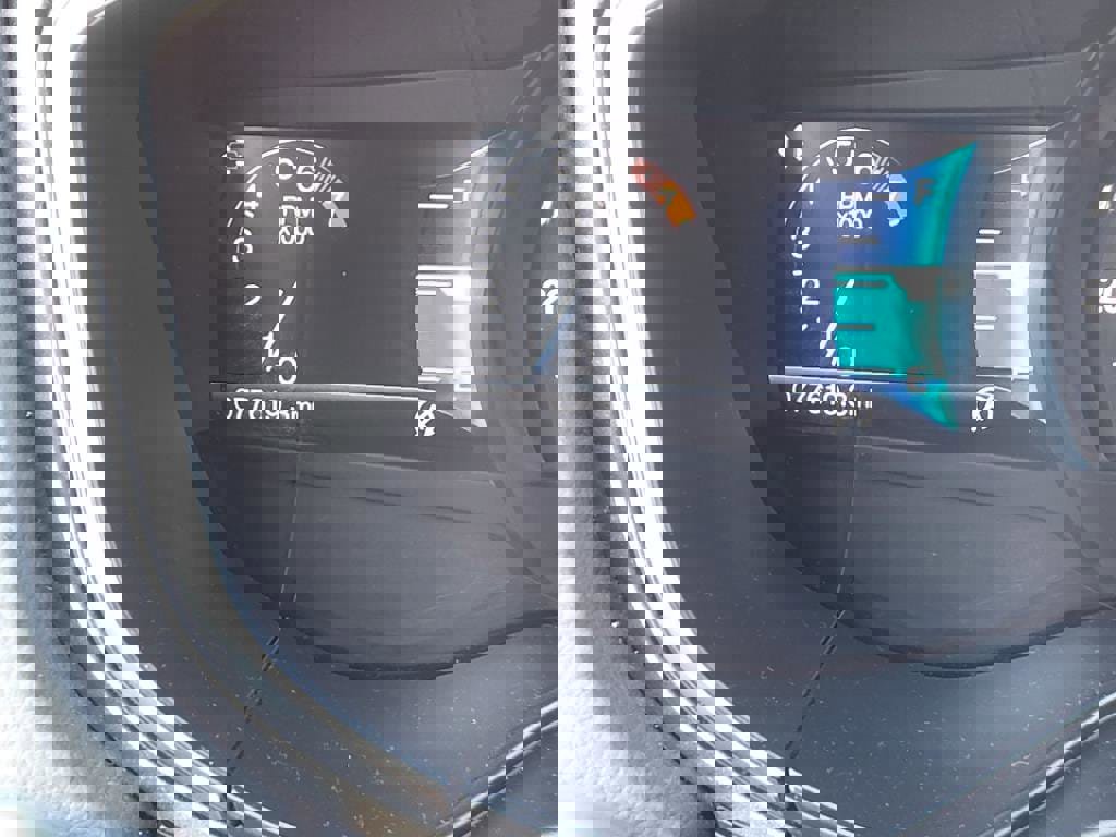 Used 2020 Ford Fusion SE image 28